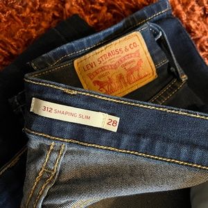 Levi's 312